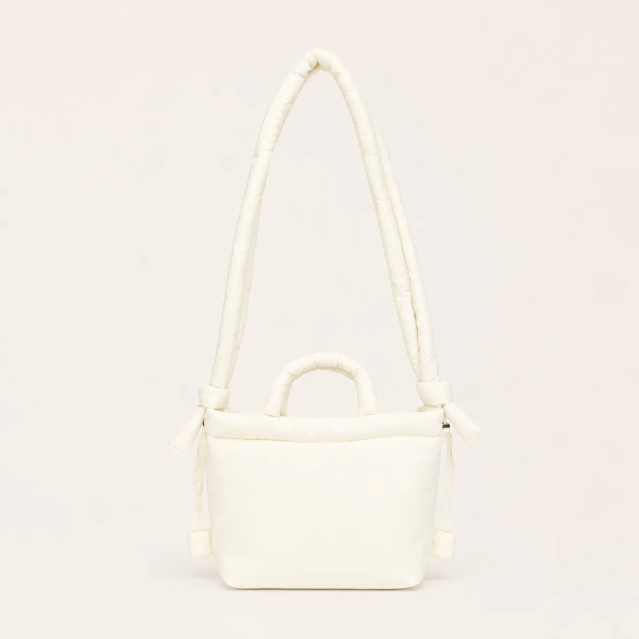 sac à main à grande bandoulières tissu matelassé tendance blanc pur