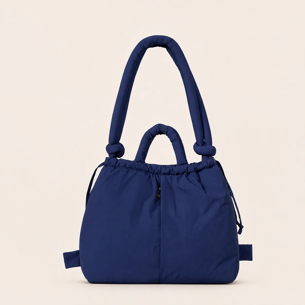 sac doudoune à grande anses matelassées bleu nuit marine mode casual chic 2026