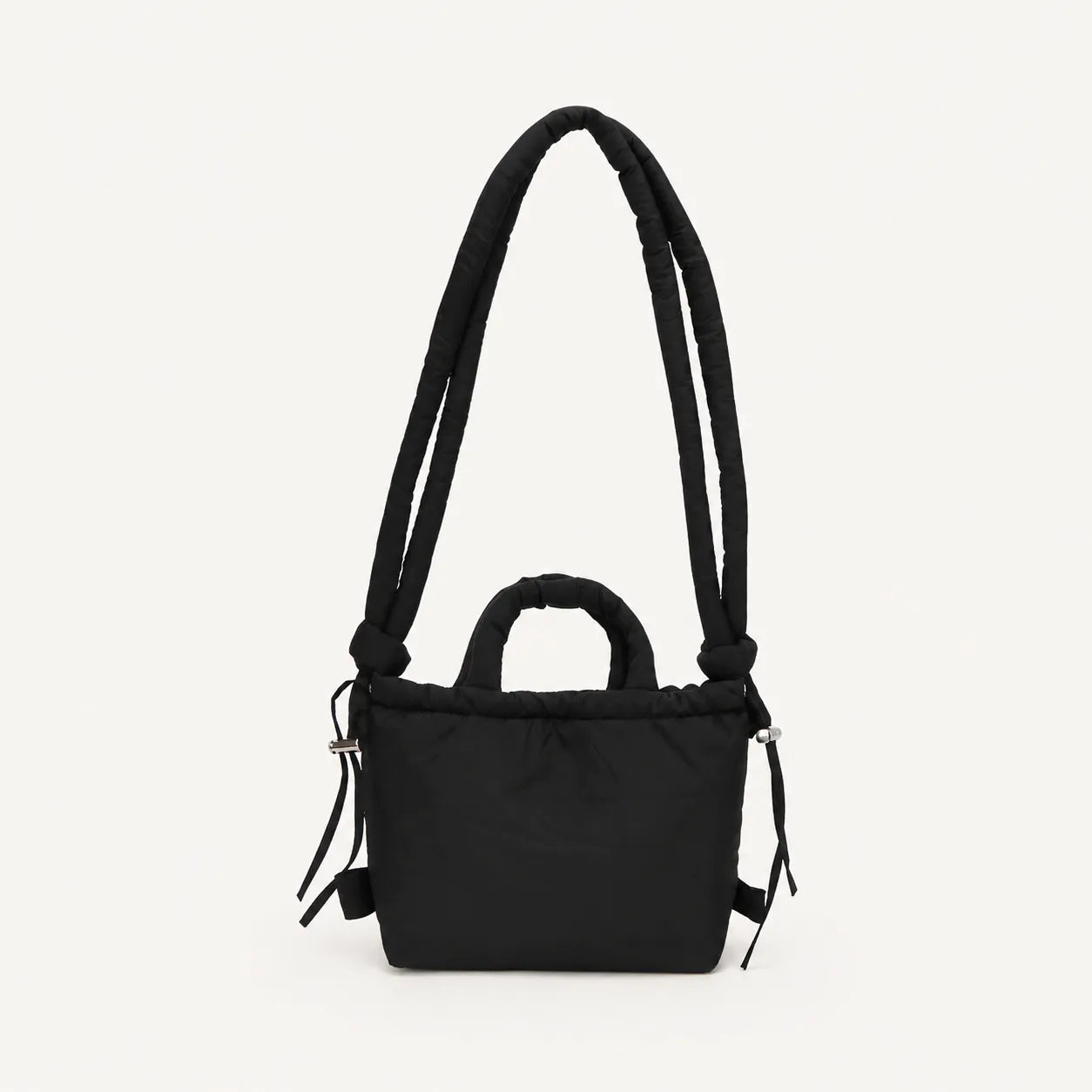 sac à main confortable et décontracté chic en tissu nylon noir matelassé esprit doudoune